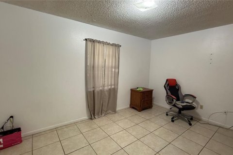House in Kissimmee, Florida 2 bedrooms, 95.22 sq.m. № 1792069 - photo 23