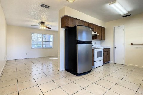 House in Kissimmee, Florida 2 bedrooms, 95.22 sq.m. № 1792069 - photo 2