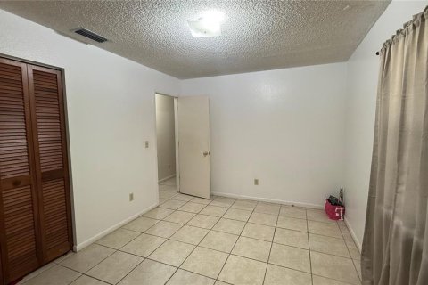 House in Kissimmee, Florida 2 bedrooms, 95.22 sq.m. № 1792069 - photo 25