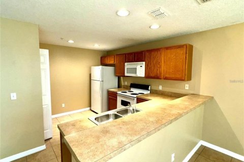 Adosado en alquiler en Orlando, Florida, 2 dormitorios, 121.05 m2 № 1832764 - foto 5