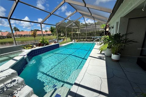 House in Palm Harbor, Florida 4 bedrooms, 151.8 sq.m. № 2352464 - photo 16