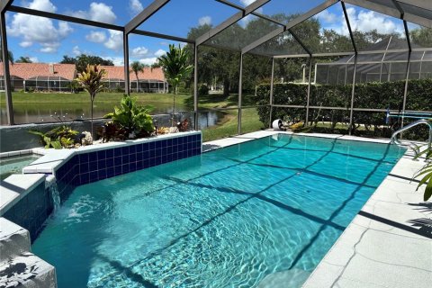 House in Palm Harbor, Florida 4 bedrooms, 151.8 sq.m. № 2352464 - photo 17