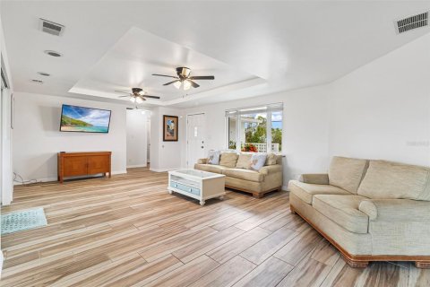 House in Port Charlotte, Florida 2 bedrooms, 113.71 sq.m. № 1880812 - photo 7