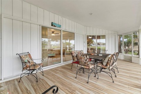House in Port Charlotte, Florida 2 bedrooms, 113.71 sq.m. № 1880812 - photo 26