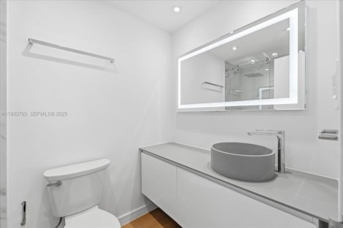 Снять в аренду кондоминиум в Майами-Бич, Флорида 50.45м2, № 1991918 - фото 16