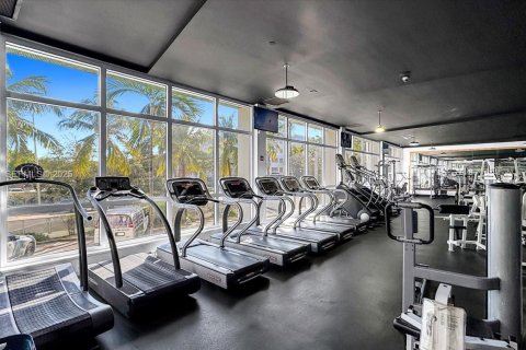 Снять в аренду кондоминиум в Майами-Бич, Флорида 50.45м2, № 1991918 - фото 21