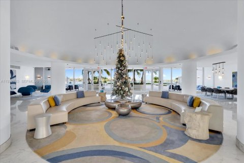 Снять в аренду кондоминиум в Майами-Бич, Флорида 50.45м2, № 1991918 - фото 17