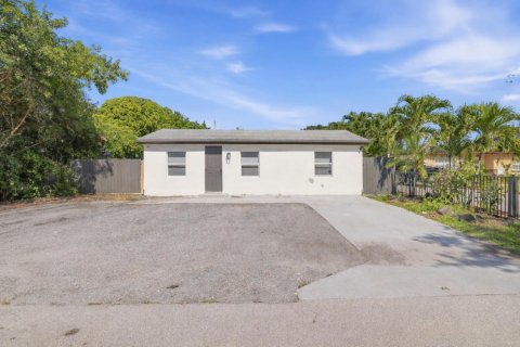 Villa ou maison à West Palm Beach, Floride 3 chambres, 125.23 m2 № 2175854
