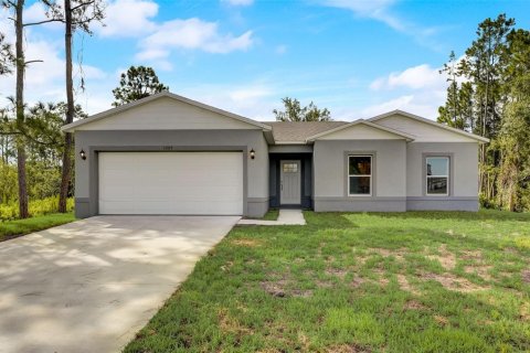 House in Kissimmee, Florida 3 bedrooms, 139.35 sq.m. № 1670727 - photo 1