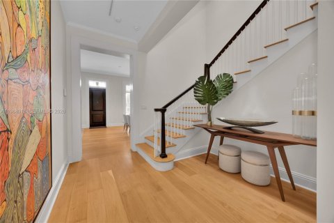 Adosado en venta en Coral Gables, Florida, 4 dormitorios, 323.76 m2 № 2042668 - foto 11