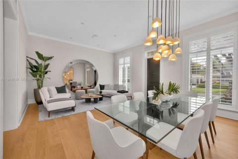 Adosado en venta en Coral Gables, Florida, 4 dormitorios, 323.76 m2 № 2042668 - foto 8