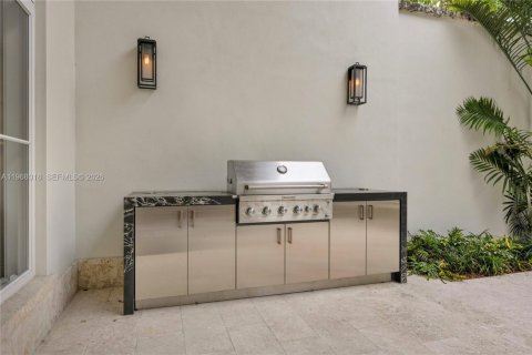 Adosado en venta en Coral Gables, Florida, 4 dormitorios, 323.76 m2 № 2042668 - foto 23