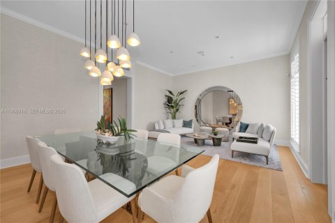 Adosado en venta en Coral Gables, Florida, 4 dormitorios, 323.76 m2 № 2042668 - foto 9