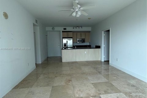 Condo in Miami, Florida, 2 bedrooms  № 2086663 - photo 7