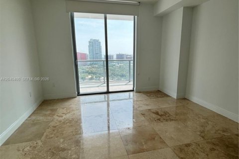Condo in Miami, Florida, 2 bedrooms  № 2086663 - photo 24