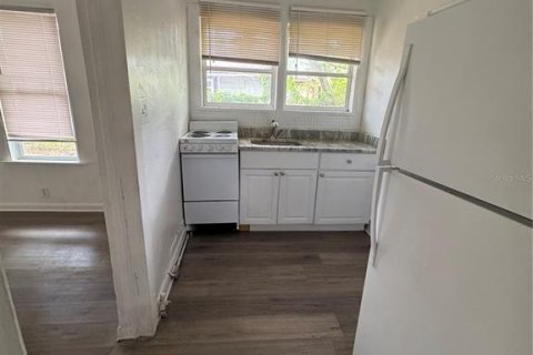 Propiedad comercial en venta en Tampa, Florida, 3 dormitorios, 148.55 m2 № 1831195 - foto 7