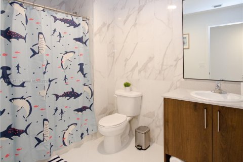 Купить кондоминиум в Дорал, Флорида 2 спальни, 112.04м2, № 1706103 - фото 21