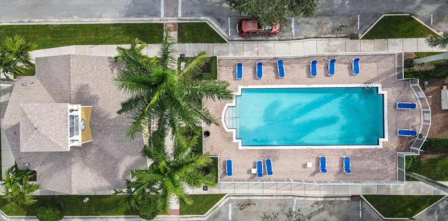 Townhouse in Jupiter, Florida 2 bedrooms, 143.26 sq.m. № 1077873