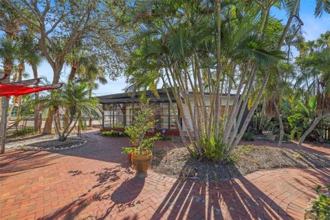 Land in Treasure Island, Florida № 2120258 - photo 10