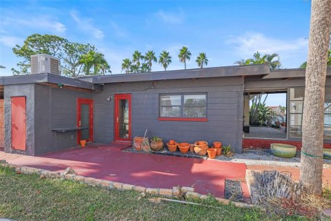 Land in Treasure Island, Florida № 2120258 - photo 12