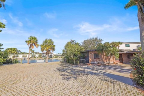 Land in Treasure Island, Florida № 2120258 - photo 6