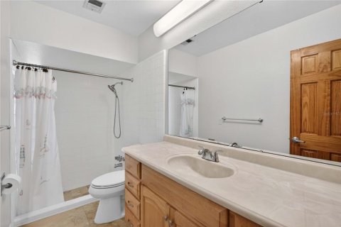 Villa ou maison à louer à Mount Dora, Floride: 3 chambres, 202.62 m2 № 2109469 - photo 24