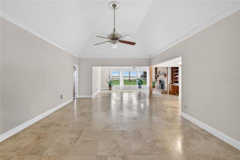 Villa ou maison à louer à Mount Dora, Floride: 3 chambres, 202.62 m2 № 2109469 - photo 4
