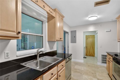 Villa ou maison à louer à Mount Dora, Floride: 3 chambres, 202.62 m2 № 2109469 - photo 11