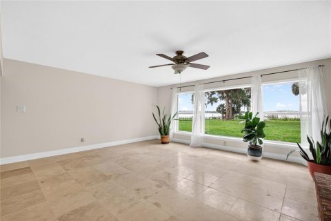 Villa ou maison à louer à Mount Dora, Floride: 3 chambres, 202.62 m2 № 2109469 - photo 7