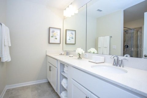 Condo in Kissimmee, Florida, 2 bedrooms in STOREY LAKE  № 1068859 - photo 21