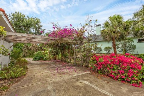 House in Placida, Florida 3 bedrooms, 217.95 sq.m. № 1775396 - photo 2