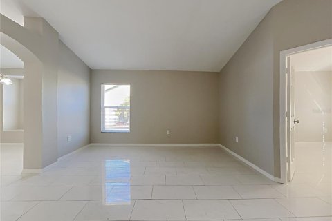 Casa en venta en Riverview, Florida, 4 dormitorios, 172.61 m2 № 1909248 - foto 3