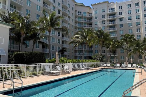 Copropriété à louer à Boynton Beach, Floride: 2 chambres, 110.93 m2 № 2251005 - photo 2