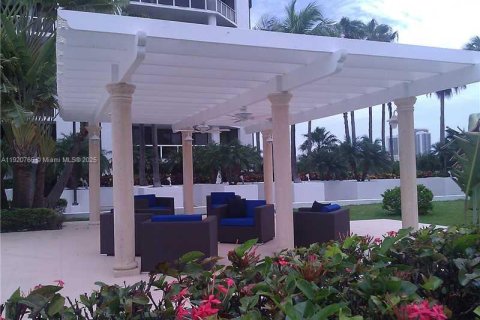 Copropriété à louer à Aventura, Floride: 2 chambres, 135.64 m2 № 1975173 - photo 12