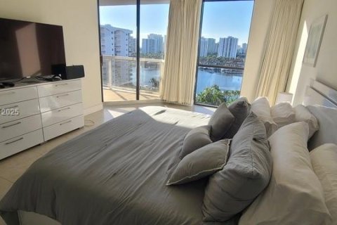 Copropriété à louer à Aventura, Floride: 2 chambres, 135.64 m2 № 1975173 - photo 25