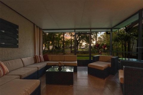 Touwnhouse à vendre à Oldsmar, Floride: 2 chambres, 111.48 m2 № 1620242 - photo 23