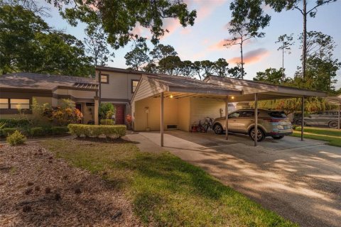 Touwnhouse à vendre à Oldsmar, Floride: 2 chambres, 111.48 m2 № 1620242 - photo 1