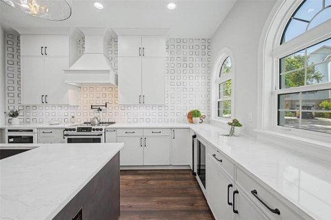 Touwnhouse à vendre à Tampa, Floride: 4 chambres, 289.58 m2 № 2199396 - photo 20