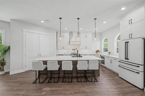 Touwnhouse à vendre à Tampa, Floride: 4 chambres, 289.58 m2 № 2199396 - photo 23