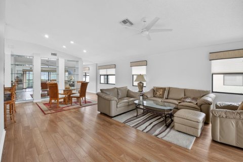 Condominio en alquiler en Boynton Beach, Florida, 3 dormitorios, 152.36 m2 № 2077682 - foto 2