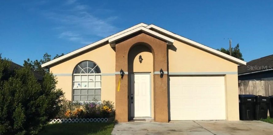Casa en Orlando, Florida 3 dormitorios, 105.91 m2 № 1914114