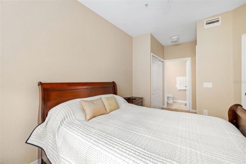 Condominio en venta en Sarasota, Florida, 1 dormitorio, 70.51 m2 № 1858100 - foto 13