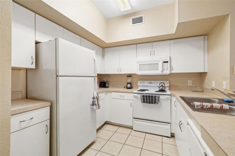 Condominio en venta en Sarasota, Florida, 1 dormitorio, 70.51 m2 № 1858100 - foto 7