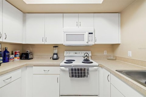 Condominio en venta en Sarasota, Florida, 1 dormitorio, 70.51 m2 № 1858100 - foto 8
