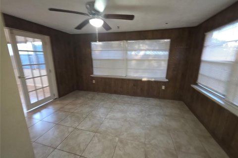 Villa ou maison à louer à Holiday, Floride: 3 chambres, 114.83 m2 № 2144167 - photo 18