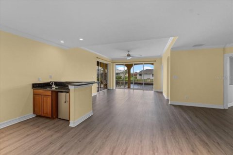 Casa en alquiler en Punta Gorda, Florida, 4 dormitorios, 320.42 m2 № 1915344 - foto 6