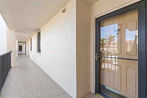 Condominio en venta en Sarasota, Florida, 2 dormitorios, 136.47 m2 № 1792330 - foto 30