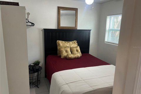 House in Orlando, Florida 3 bedrooms, 78.6 sq.m. № 2099060 - photo 10