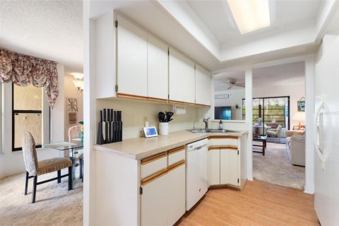 Casa en venta en Indian lake estates, Florida, 3 dormitorios, 179.86 m2 № 1814945 - foto 14