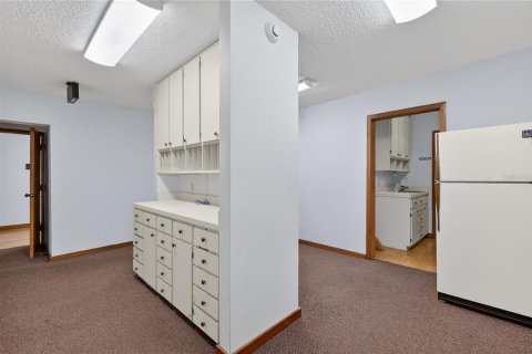 Immobilier commercial à louer à Leesburg, Floride: 187.01 m2 № 2095041 - photo 11